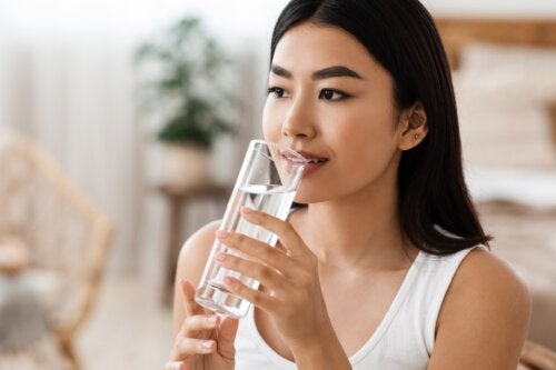 All About Alkaline Water and Its Effects