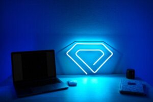 7 Tips for Decorating Your Home with Neon Lights