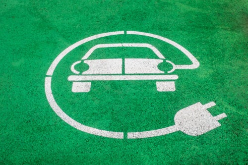 6 Advantages and Disadvantages of Electric Cars