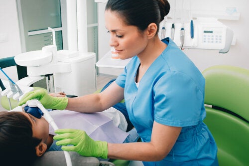 Conscious Sedation in Dentistry: Applications and Advantages