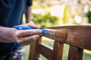 Imitation Wood Grain: How to Apply this Painting Technique