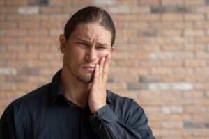 Jaw Pain Due to Stress: How to Deal With It