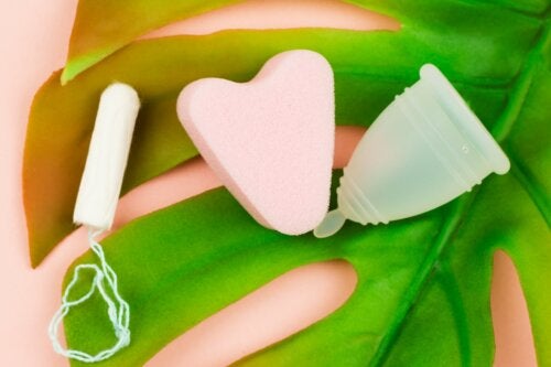 Benefits and Disadvantages of Menstrual Sponges