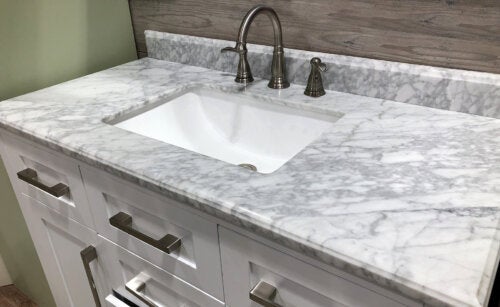 Quartz Countertops: Advantages and Disadvantages