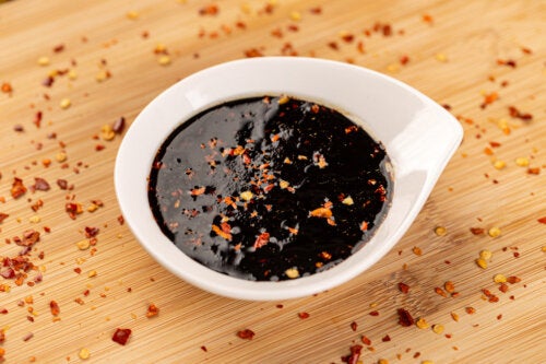 Teriyaki Sauce: Nutritional Value, Benefits and Risks