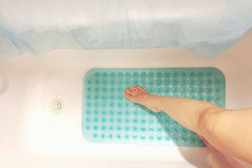 5 Bathroom Safety Tips to Prevent Accidents