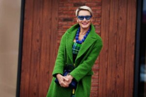 11 Haircuts for Women Over 45