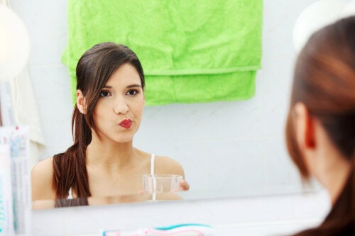 Is It Safe to Clean Your Mouth or Toothbrush With Hydrogen Peroxide?