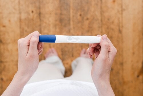 First Trimester Risks: Why Do Many Women Wait 3 Months to Announce Their Pregnancy?