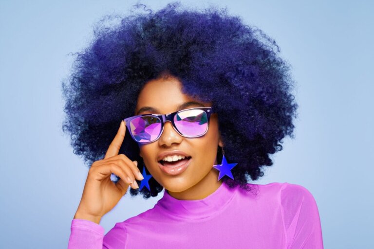 15 Hair Colors for Dark Skin that Enhance Your Beauty