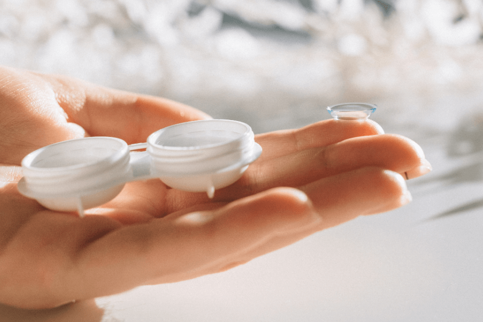 How to Find the Right Contact Lenses for Your Needs