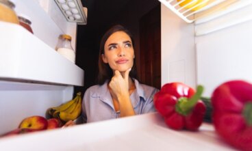 How to Keep Peppers, Onions, and Tomatoes Longer in the Refrigerator